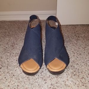 Womens Shoes